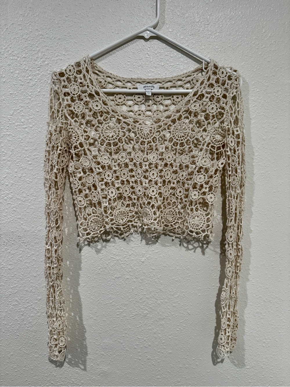 dELiA*s Cream Crochet Openwork Long-Sleeve Crop Top